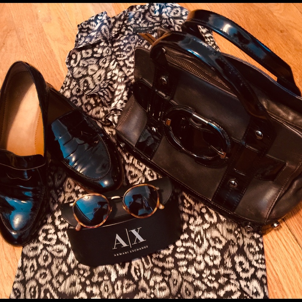 Kenneth Cole New York bag.